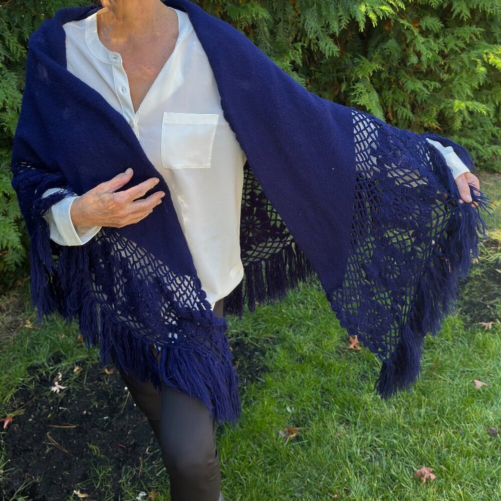 Vintage Navy Blue knit shawl from the 1970's